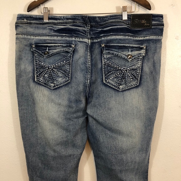 SOLD  Sizzle Jeans Med wash distressed design - Picture 8 of 11